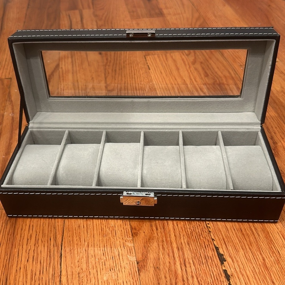 6 Watch case